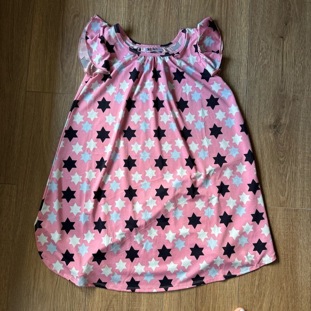 EUC Dot Dot Smile Striped Dress (Sz 7)